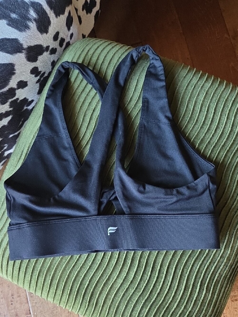 Fabletics Black Racerback Sports Bra - Picture 2 of 2